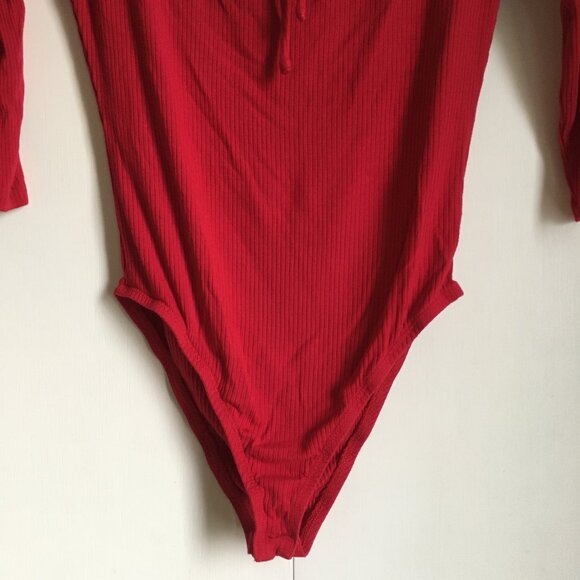 Flamenco Red Ruffle Collar 3/4 Sleeve Bamboo Bodysuit - Picture 4 of 15